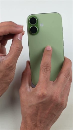 New flash screen feature on iPhone #iphonetips