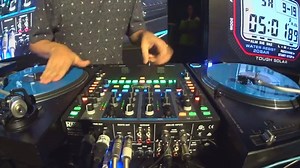 Esta semana não é para meninos, 4 dias 4 datas, de dj sets a live act, hoje em Elvas (S-Mateus), amanhã no festival do Vhils Iminente, sábado na FCT e domingo com Live Band no Out Fest, apareçam! | Dj Ride