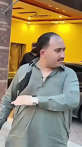 rajab new bike | rajab movie shoot | rajab new update today | rajab 9 million celebration | rajab butt viral video | rajab today vlog | rajab about eman #rajab #rajabfamily #rajabbutt #newbike #kernelsahab