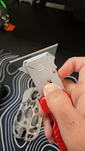 KAIWEETS 2-in-1 Utility Knife Scraper 🔪 One-Hand Open, Extra Blades, Heavy Duty