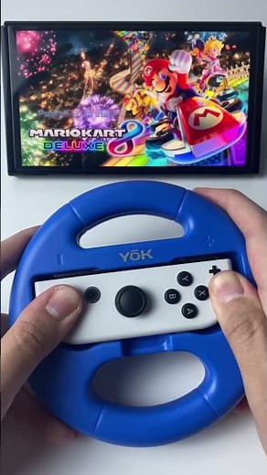 Mario Kart 8 Deluxe | which way you prefer ? on Nintendo Switch OLED