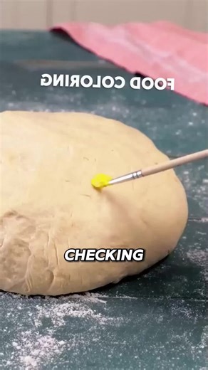 Olaf Wanders at Disneyland Paris' New Frozen World