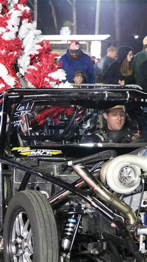 The 6th Annual Christmas Tree Drags Presented by No Limit Drag Racing 2 is coming to @bradentonmotorsportspark December 20th!!! Get your tickets for this AWESOME race, hauling Christmas trees down the drag strip and seeing who comes out on top! And the Bradenton Holiday Lights Festival is right next door so you can make it an EXTRA holiday festive time for the whole weekend!! The race will sell out so get your tickets before they are gone!! #freedomfactory #bradentonmotorsportspark #racetrack #r