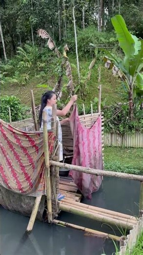 Siteteh lumpat kajamban #shorts #tetehrismanirmalasari #suasanapedesaan #suasanakampung