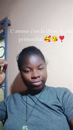 Vidéos de megbemadogloria (@megbemadogloria) avec Diplôme - Josey