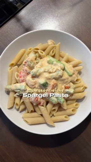 Cremige Spargel Pasta ohne Sahne 🍝🍅