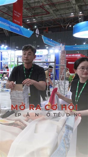 Kim Chi Nha thu hút 159 doanh nghiệp tham quan FoodExpo - 2025 년 베트남 푸드엑스포와 함께한 김치냐 #shorts