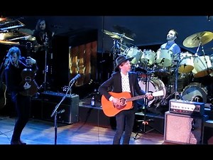 Beck "Blue Moon" Live @ The Ryman Auditorium 7/15/14 (720p)