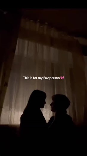 "Laboo ko laboo pa sjaoo" 💋🕊️🤍🌸 . . . .#Frnds #foryoupage #officia...