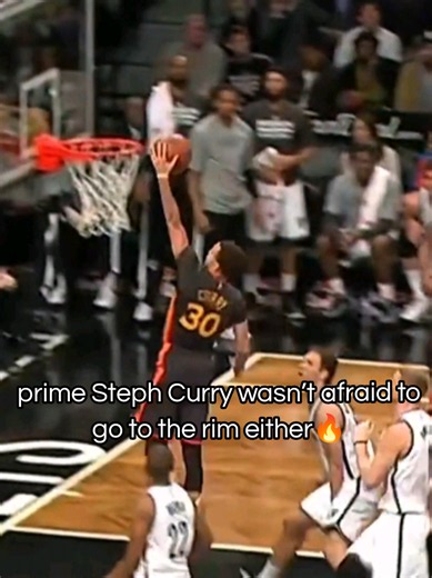 Prime Steph Curry driving to the rim highlights — fearless finishes