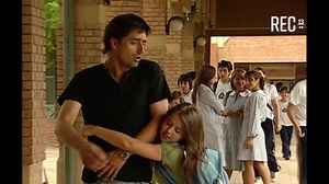 368K views · 3.2K reactions | ¡Feliz cumpleaños Belen Soto! 拾李 #UnDíaComoHoy nació esta talentosa actriz, quien nos ha deleitado desde muy pequeña con su trabajo 殺 Hoy recordamos sus inicios en Canal 13 interpretando a Alicia Montes en #PapiRicky junto a Jorge Zabaleta, en el 2007 ‍ | REC TV | Facebook