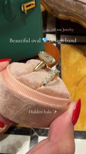 Gorgeous Oval Lab-Grown Diamond Stackable Rings