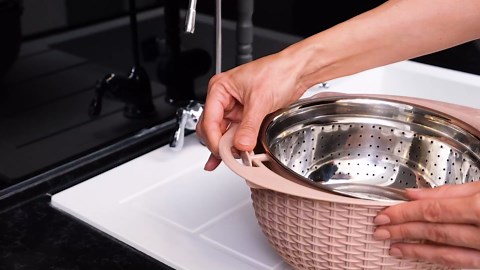 Generic 6-1 Colander with Mixing Bowl Set - Colander for Kitchen, Food Strainer, Pasta And Rice Strainer, Fruit Cleaner, Veggie Wash, Salad Spinner, Apartment & Home Essentials - (Pink)