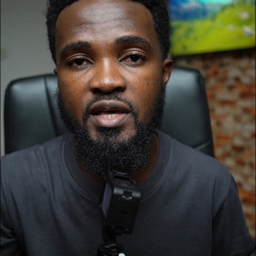 PC Boss - Francis Amoah on Instagram: "Change iPhone's 6 digit passcode to a 4-digit number."