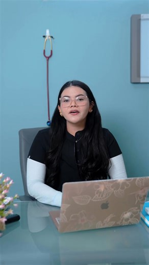 La piel es el órgano más grande del cuerpo y también uno de los más importantes. Por eso, su cuidado debe estar siempre en manos de un especialista. ✨ 👩🏼‍⚕ Dra. Perla Vásquez / Especialista en Dermatología en CEMED HN . La dermatología no solo trata problemas estéticos, también se enfoca en la prevención, diagnóstico y tratamiento de enfermedades de la piel, cabello y uñas, incluyendo el cáncer de piel, acné, manchas, dermatitis y mucho más. En Clínica de Especialidades Médicas, cuidamos tu pi