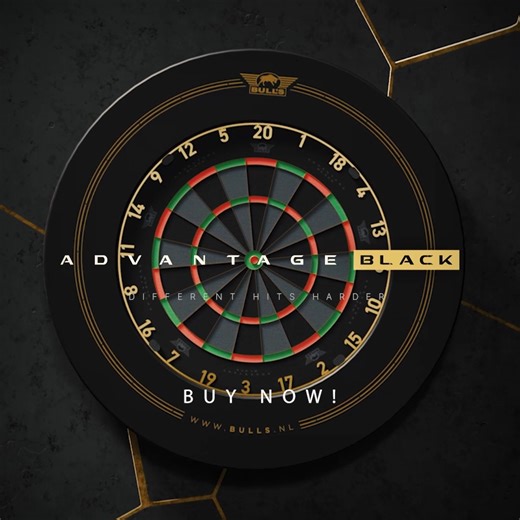 Meet the new Bull’s Advantage Black Dartboard 🔥 Precision engineered for players who take every throw seriously. Crafted with high-density African sisal, this board offers long-lasting performance and a smooth, consistent surface. The sleek black finish with golden numbering doesn’t just look premium — it boosts visibility and focus. 🎯 An ultra-thin wiring system means fewer bounce-outs and more scoring potential, while the included U Fixing Bracket and rotation screws ensure secure, stable mo