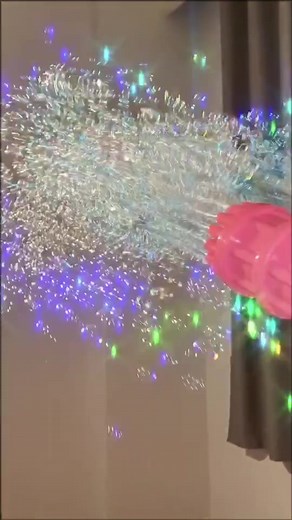 Magic bubble #O2HereComesBrighter #foryou #SageTellMe #bubble #HAIRFOODHYPE #happy #astronaut #HAIRFOODHYPE #toys #snowman