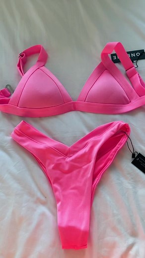 new bikinis from @oneoneswim #oneoneswimwear #swimwear #oneone #haul #unboxing