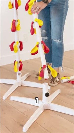 🎈 This Balloon Arch Inflates Itself