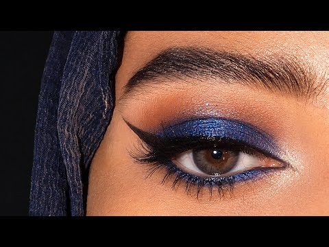 Blue Glitter Smokey Eye Makeup for Beginners