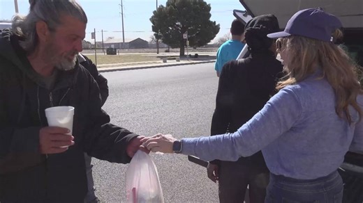 Breaking Bread Kitchen offers hope during the holidays