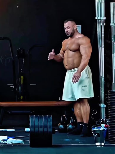 Anatoly the Shocking Powerlifter: Unbelievable Strength