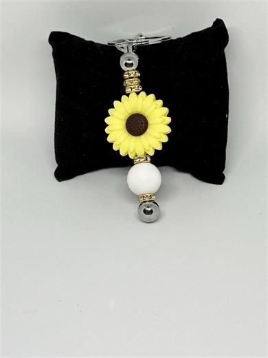 Sunflower Beaded Keychain - Etsy