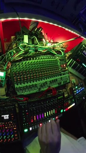 Return 2 th4 Collektiv 135bpm tek-no