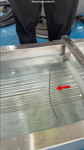 Engineer’s Smart Trick to Prevent Plastic Pieces from Sticking 🤯 #shorts