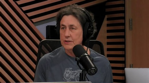 Chantal Hébert commente la menace de Donald Trump de ne pas ouvrir le nouveau pont entre Windsor et Détroit