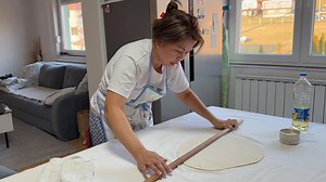 Chicken Pie | Pileći burek | A bosnian favorite food | Omiljeno bosansko jelo | Ingrid in Bosnia