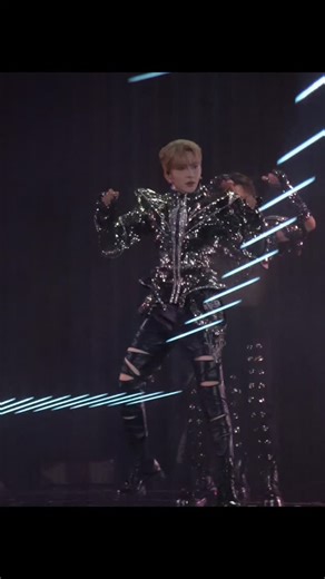 Wing ❤️👱🏻‍♂️ on Instagram: "一所懸命 #盧瀚霆 #ansonlo #Kingdom🪬 8.12.2025"