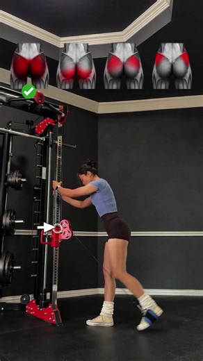 Cable Kickback Variations Different angles target different parts of your glutes. Full 12-Week Program 🔗 in bio. My program shows you step-by-step. #gluteworkout #cablekickback #glutegrowth #lowerbodyworkout #womensfitness