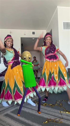 bussin it down in austin!!!! @Niha @manya #raas | buss it