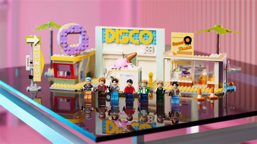 Link Tank: LEGO Unveils 700  piece BTS Set Based on the Dynamite Music Video | Den of Geek