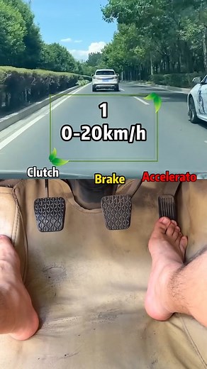 4.5M views · 42K reactions | Cars with manual transmission must remember the matching speed of each gear #howto #cartok #car #automotive #cars #carknowledge #carguy #fyp #viral #tips #BMW #manual #shorts #skills #driving #drivings #drivingtips #drivingschool #Driver #drivinginstructor #drivinglessons #drivinglicense #SafeDriving #drivingtest #drivingskills | Driving Car hacks | Facebook
