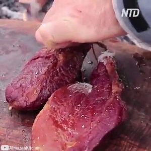 6.6M views · 1.8K reactions | Mouthwatering .. BEST SMOKED LOIN & BEANS 襤襤 Credit:AlmazanKitchen (goo.gl/RrhEaz) | Taste Life | Facebook