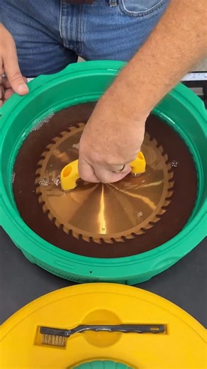 The BladeClean™ Blade & Bit Cleaning System removes pitch and resin buildup in minutes—restoring smoother cuts, better performance, and longer blade life. Clean blade = better cuts. https://www.microjig.com/products/bladeclean?sca_ref=7546546.S3tELOxVqX | Microjig