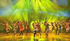 全球连线 | 新疆阿勒泰首个“雪假” 多项惠民举措激发冰雪运动热潮