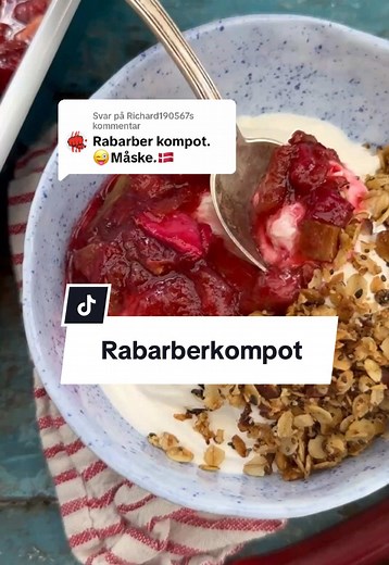 Nem rabarberkompot - lækker opskrift med vanilje