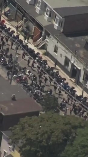 Hundreds of Hells Angels descend upon Toronto for memorial procession. #news #canada #ontario #toronto #hellsangels