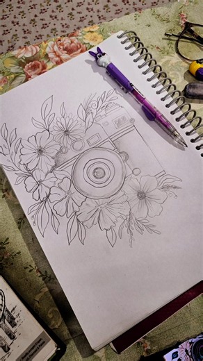 Vintage Camera and Flowers sketch 📸 #shorts #sketch #drawing