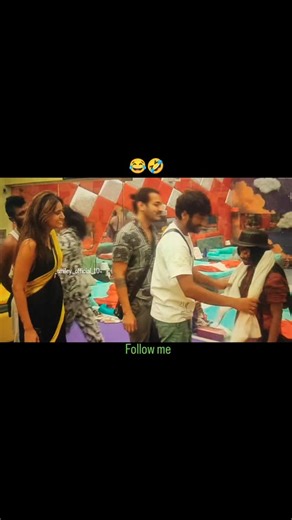__Smiley__Official😍 on Instagram: "ಪೇಜ್ ಫಾಲೋ ಮಾಡಿ ❤️💛 #gillinata #viral #bbk12 #biggbosskannada #gilli"
