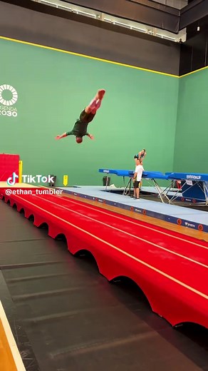 Training for the World Championships in Tumbling