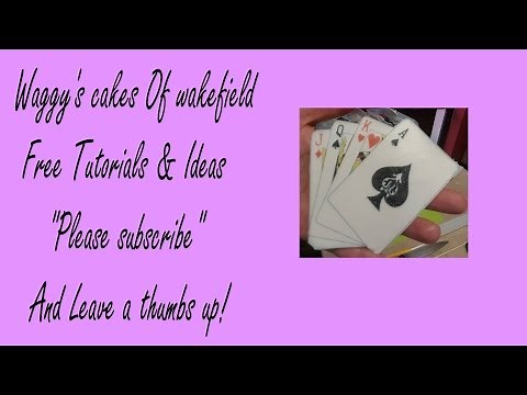 Making playing cards cake topper