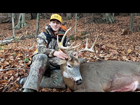 BIG BUCK DOWN!! New York Rifle Deer Hunting