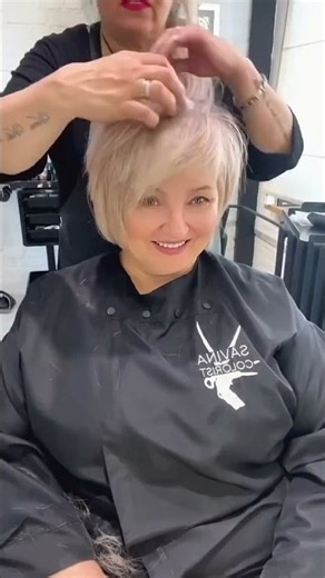 Elegant Short Bob Haircut for Blonde Hair & Fine Hair | Soft Voluminous Bob Layered Cut