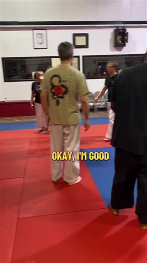 Clip from pressure point take down seminar at the Japan Karate Institute! Osu! #Karate #Takedowns #PressurePoints #sefdefense #martialarts