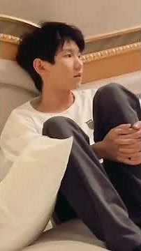 ​【TFBOYS 王源】王源《叮叮猫儿》王源TikTok抖音 • 2023最新专辑：三首歌都是夜晚的故事-Roy Wang