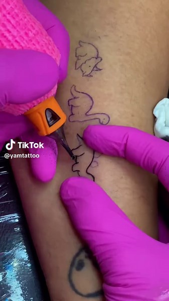 Happy Little Dinosaurs Tattoo Ideas and Machine Setup